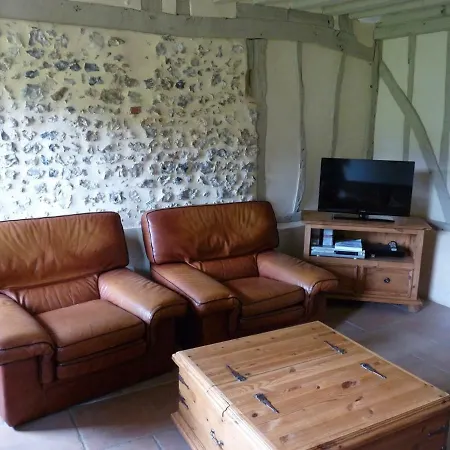 La Chaumiere Saint-Leger-de-Rotes