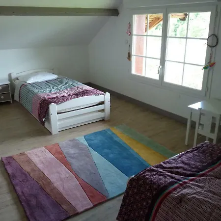 La Chaumiere Saint-Leger-de-Rotes