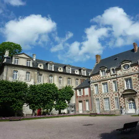 Semesterbostad La Chaumiere Saint-Leger-de-Rotes